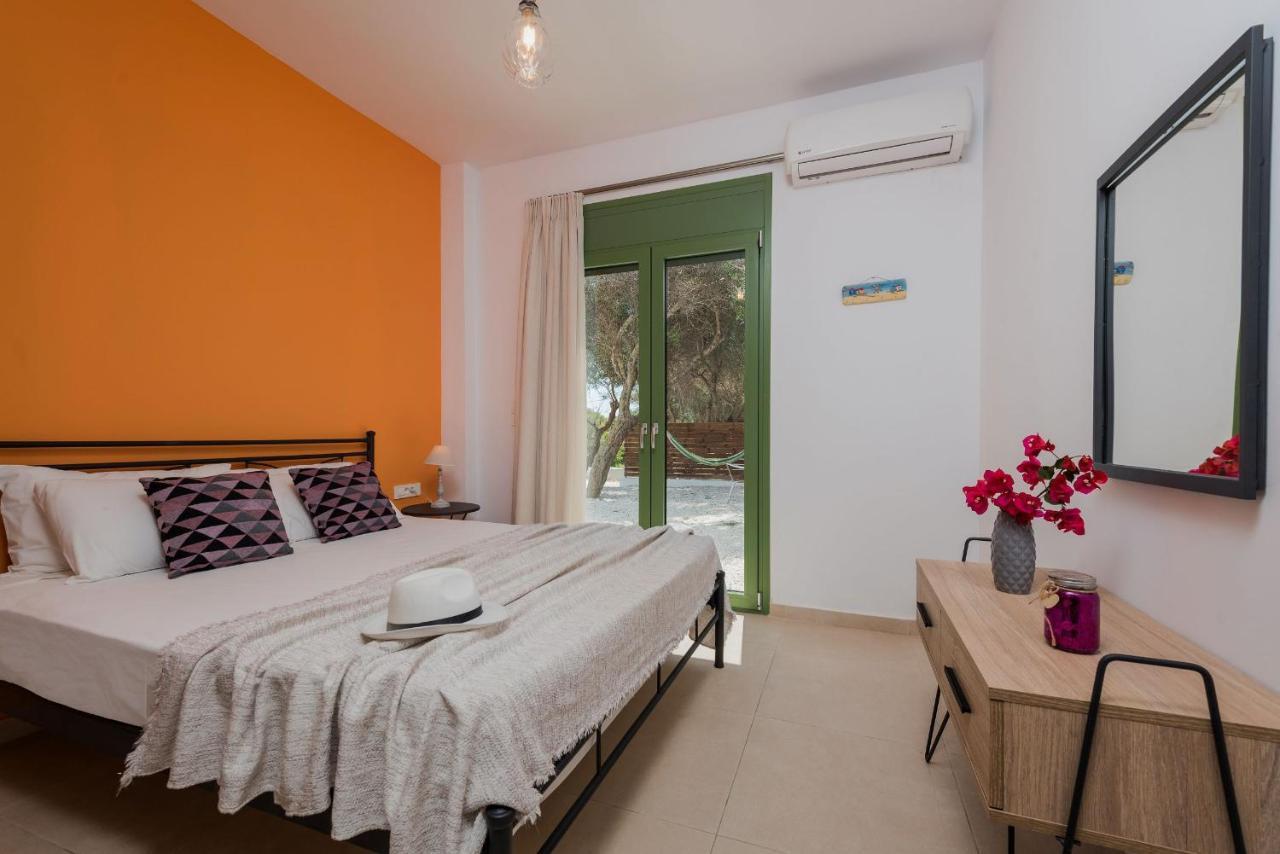 Gaia Beach House Alykanas  Luaran gambar