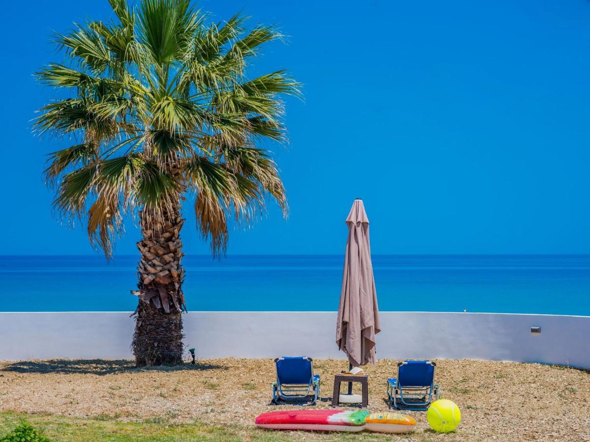 Gaia Beach House Alykanas  Luaran gambar